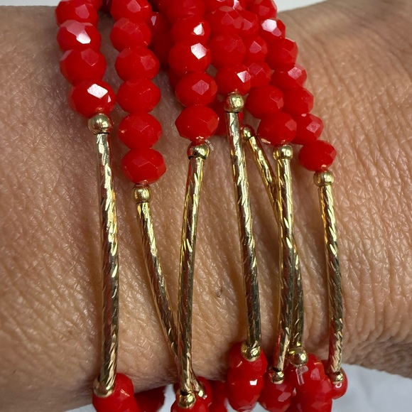 Red Beaded Bracelet Set of 7 with Gold-tone Charms - NWOT - Picture 2 of 5